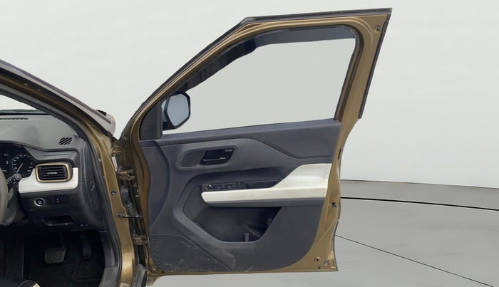 2022 Tata PUNCH ACCOMPLISHED AMT, Petrol, Automatic, 68,141 km, RHS Front Door