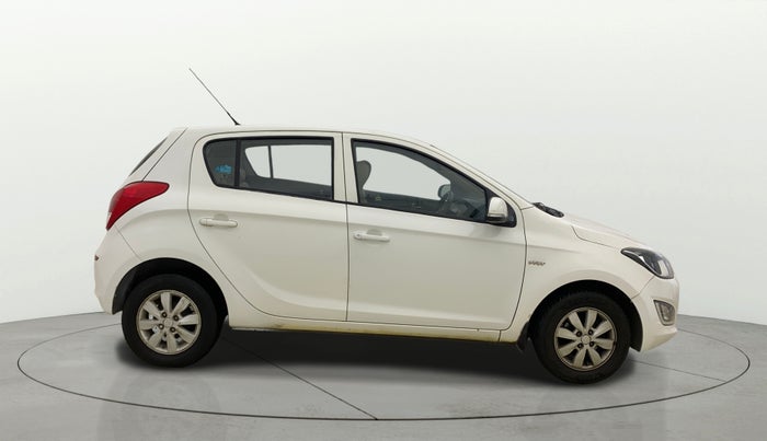 2013 Hyundai i20 SPORTZ 1.2, Petrol, Manual, 30,921 km, Right Side View