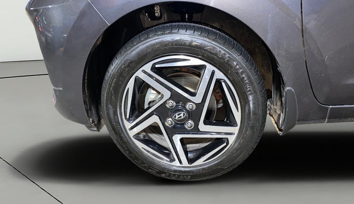 2025 Hyundai GRAND I10 NIOS Sportz (O) 1.2 Kappa AMT, Petrol, Automatic, 7,112 km, Left Front Wheel