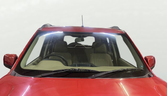 2016 Mahindra TUV300 T8, Diesel, Manual, 30,761 km, Front Windshield