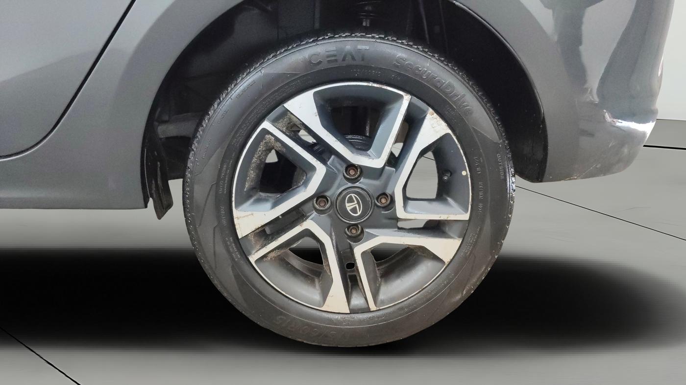 2020 Tata TIGOR XZ PLUS PETROL, Petrol, Manual, 65,000 km, Left Rear Wheel
