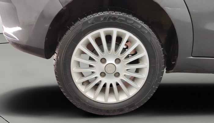 2015 Tata Zest XT PETROL, Petrol, Manual, 75,248 km, Right Rear Wheel