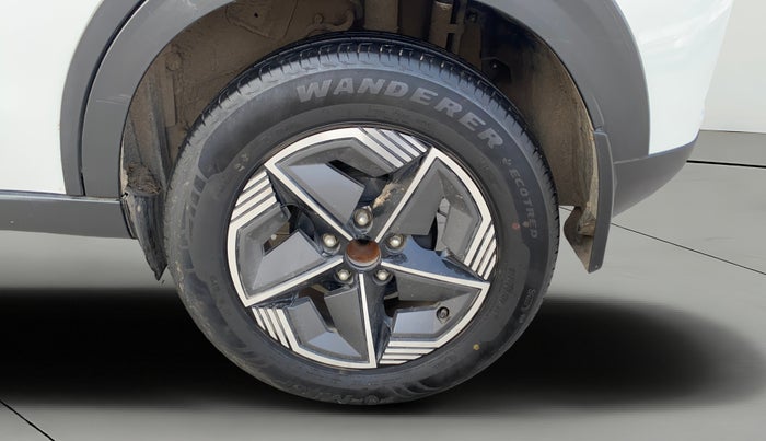 2024 Tata NEXON Creative Plus 1.2 iCNG, CNG, Manual, 20,491 km, Left Rear Wheel