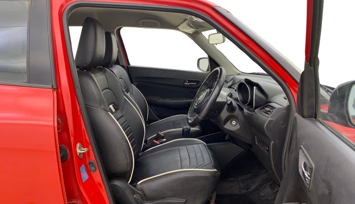 2020 Maruti Swift VXI AMT, Petrol, Automatic, 24,651 km, Right Side Front Door Cabin