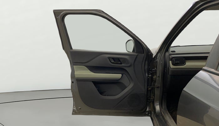 2022 Tata PUNCH ADVENTURE MT, Petrol, Manual, 38,563 km, LHS Front Door