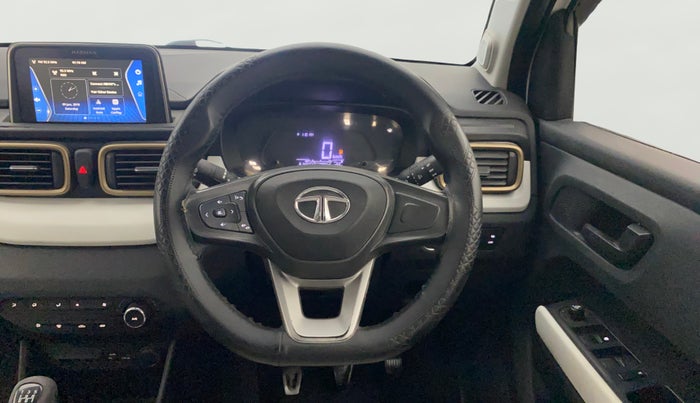 2023 Tata PUNCH ACCOMPLISHED DAZZLE SUNROOF CNG MT, CNG, Manual, 61,414 km, Steering Wheel Close Up