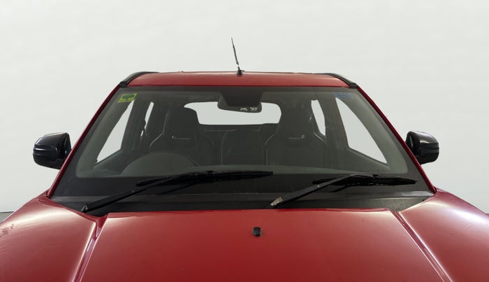 2019 Mahindra KUV 100 NXT K2 P 6 STR, Petrol, Manual, 70,016 km, Front Windshield