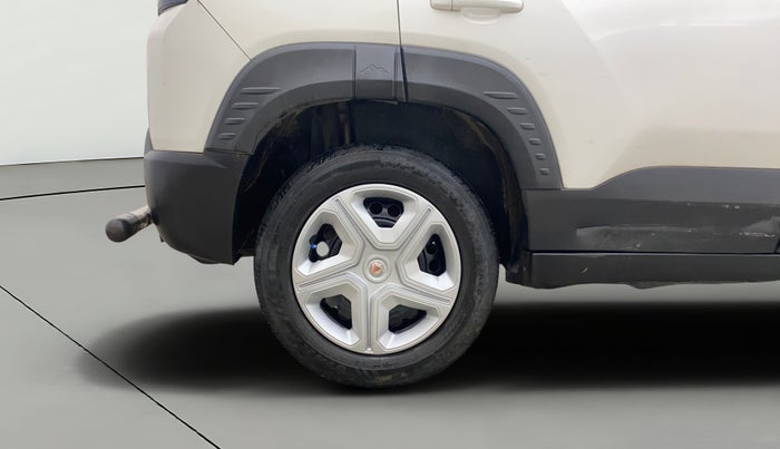 2022 Maruti BREZZA VXI SMART HYBRID, Petrol, Manual, 92,716 km, Right Rear Wheel