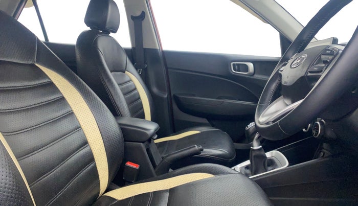 2021 Hyundai VENUE SX 1.5 CRDI, Diesel, Manual, 50,645 km, Right Side Front Door Cabin