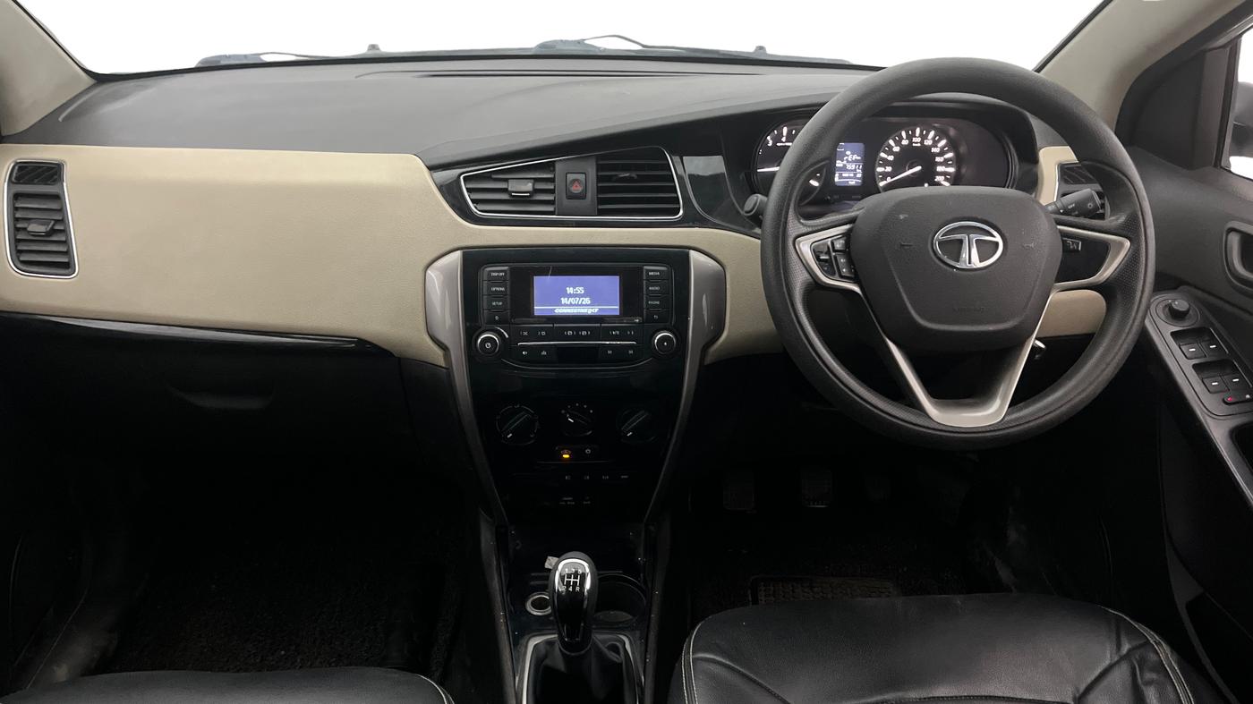 2015 Tata Zest XMS PETROL, Petrol, Manual, 75,897 km, Dashboard
