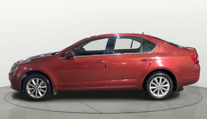 2016 Skoda Octavia STYLE PLUS AT 1.8 TSI, Petrol, Automatic, 53,253 km, Left Side