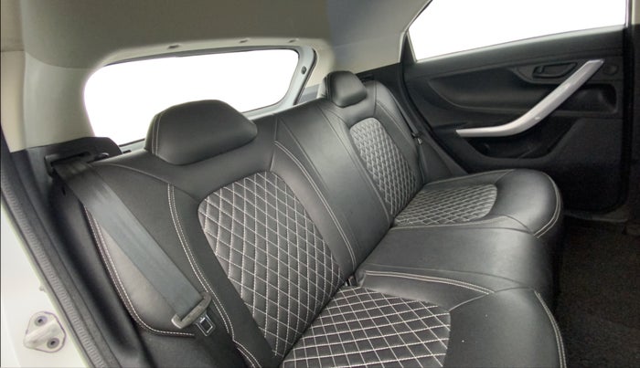 2022 Tata NEXON XM SUNROOF PETROL, Petrol, Manual, 55,868 km, Right Side Rear Door Cabin