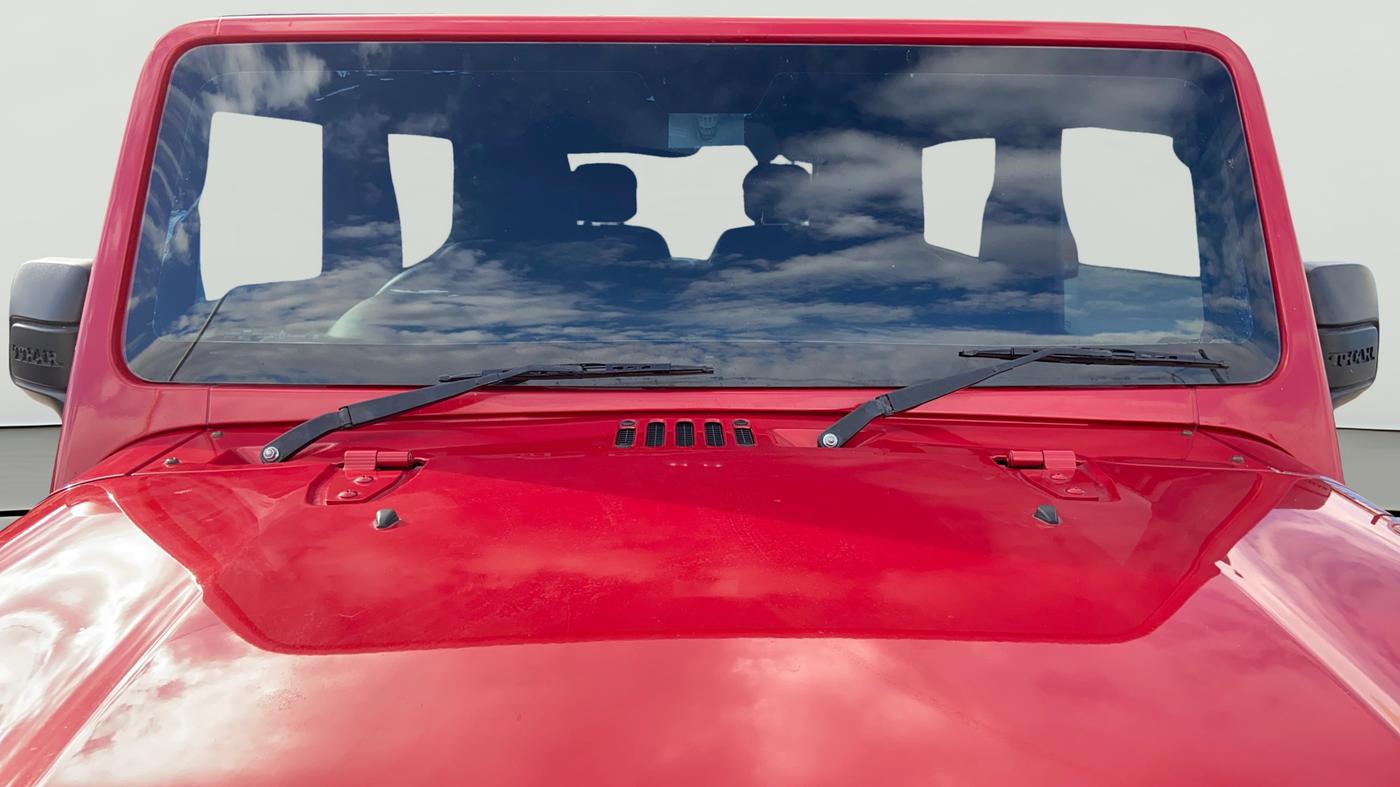 2021 Mahindra Thar LX D AT 4WD HT, Diesel, Automatic, 1,06,043 km, Front Windshield