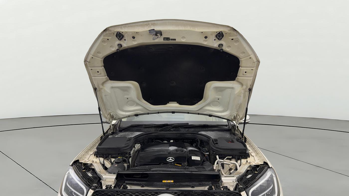 2022 Mercedes Benz GLC CLASS 200 Progressive, Petrol, Automatic, 17,116 km, Open Bonet