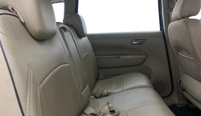 2017 Maruti Ertiga ZXI+, Petrol, Manual, 57,317 km, Right Side Rear Door Cabin