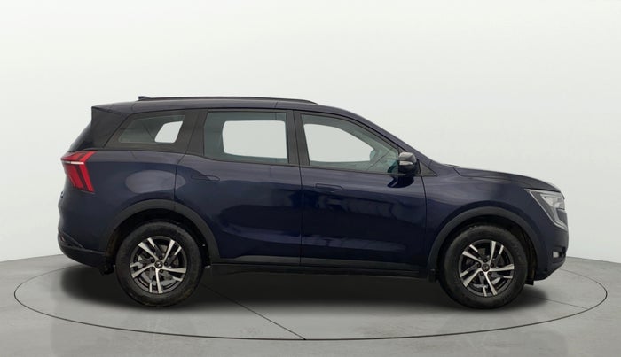2022 Mahindra XUV700 AX 5 P MT 7 STR, Petrol, Manual, 32,954 km, Right Side View