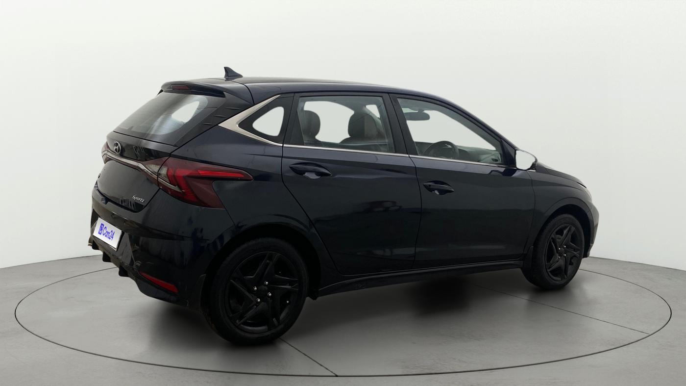 2023 Hyundai NEW I20 SPORTZ 1.2 MT, Petrol, Manual, 1,01,211 km, Right Back Diagonal