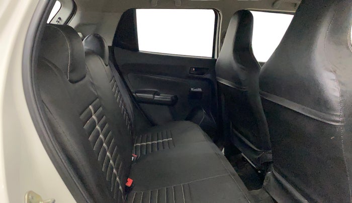 2024 Maruti Swift LXi, Petrol, Manual, 33,299 km, Right Side Rear Door Cabin
