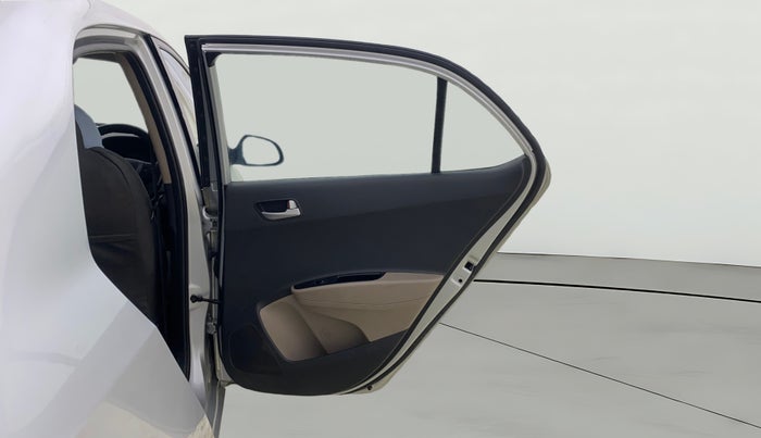 2015 Hyundai Xcent S 1.2, Petrol, Manual, 91,501 km, RHS Rear Door