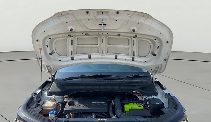 2022 KIA CARENS PREMIUM 1.4 PETROL 7 STR, Petrol, Manual, 67,834 km, Open Bonet