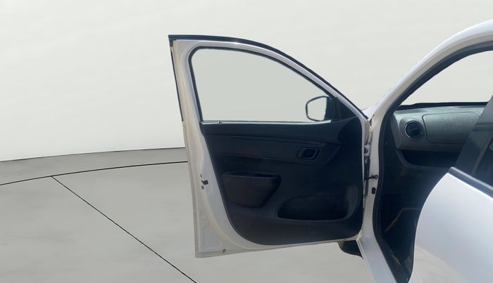 2017 Renault Kwid RXT 1.0 (O), CNG, Manual, 91,067 km, LHS Front Door