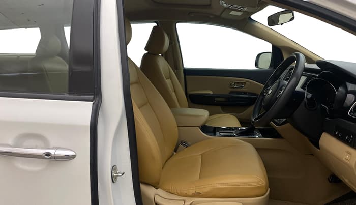 2020 KIA CARNIVAL PRESTIGE 2.2 7 STR, Diesel, Automatic, 1,21,694 km, Right Side Front Door Cabin