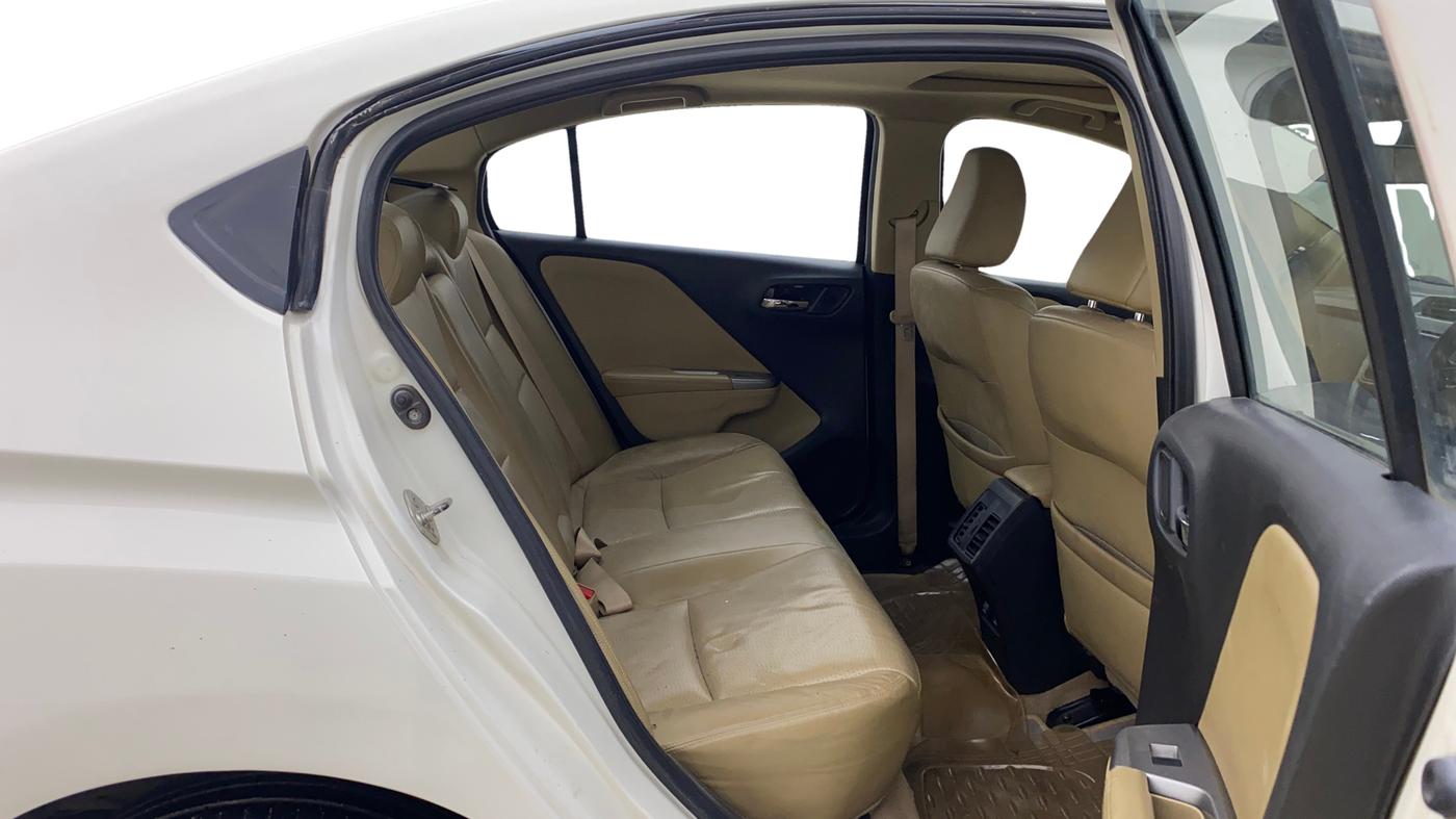2015 Honda City 1.5L I-VTEC VX CVT, Petrol, Automatic, 1,04,375 km, Right Side Rear Door Cabin