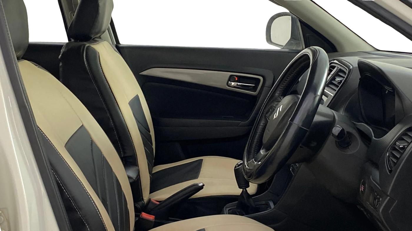 2019 Maruti Vitara Brezza ZDI PLUS, Diesel, Manual, 81,117 km, Right Side Front Door Cabin
