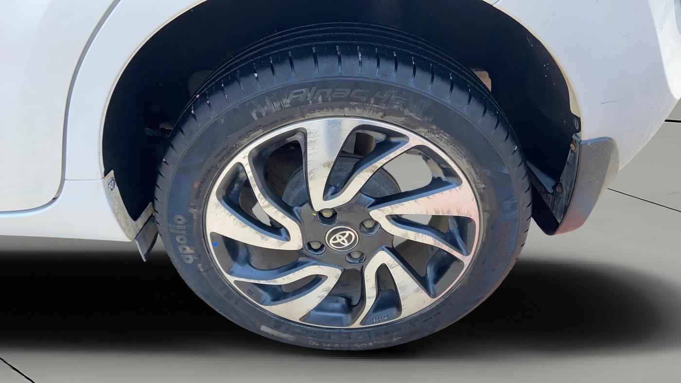 2020 Toyota Glanza V CVT, Petrol, Automatic, 31,748 km, Left Rear Wheel