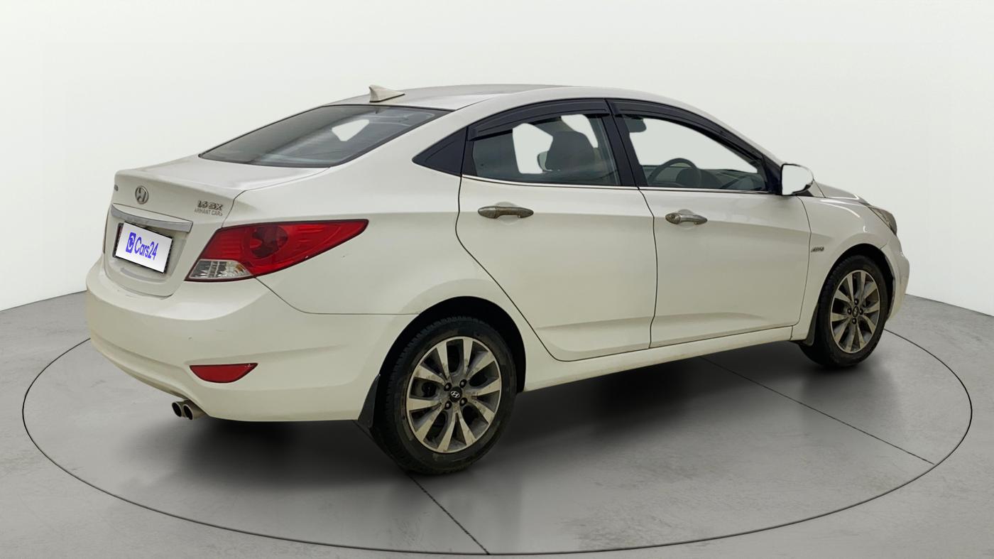 2014 Hyundai Verna FLUIDIC 1.6 VTVT SX AT, Petrol, Automatic, 53,822 km, Right Back Diagonal