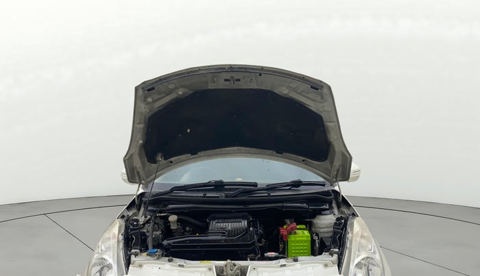 2016 Maruti Swift ZXI, Petrol, Manual, 1,05,195 km, Open Bonet