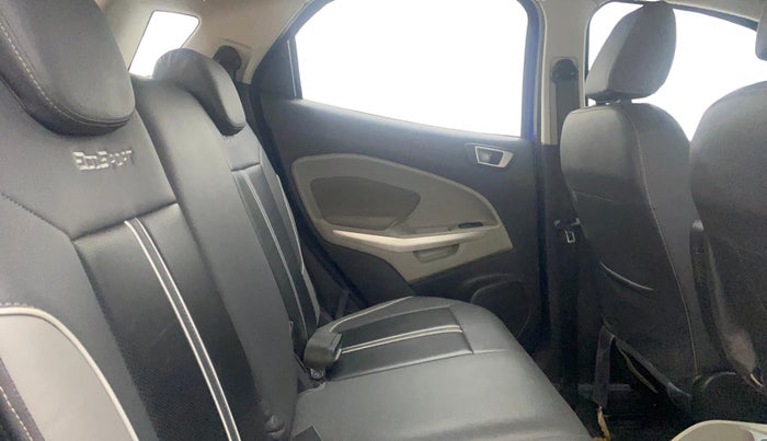 2014 Ford Ecosport TITANIUM 1.5L PETROL AT, Petrol, Automatic, 1,00,253 km, Right Side Rear Door Cabin