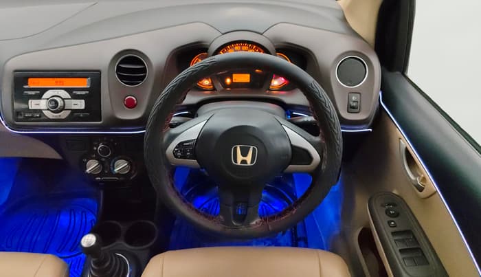 2015 Honda Brio V MT, Petrol, Manual, 86,210 km, Steering Wheel Close Up
