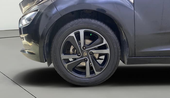 2023 Tata ALTROZ  XZ PLUS (S) , Diesel, Manual, 66,682 km, Left Front Wheel