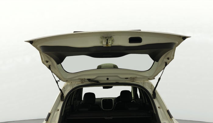 2020 Maruti Vitara Brezza VXI AT SHVS, Petrol, Automatic, 68,312 km, Boot Door Open