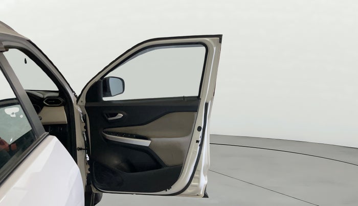 2023 Nissan MAGNITE XL, Petrol, Manual, 42,256 km, RHS Front Door