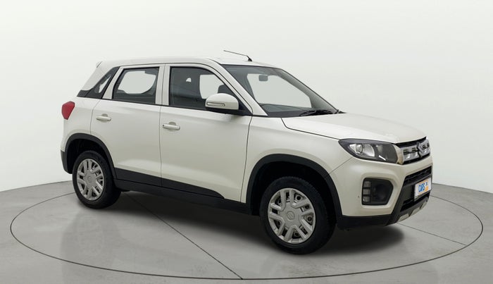 2021 Maruti Vitara Brezza LXI, Petrol, Manual, 28,215 km, Right Front Diagonal