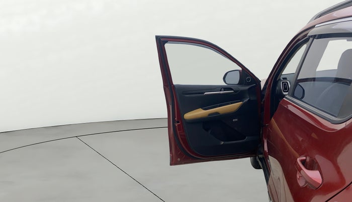 2024 KIA SONET HTX PLUS 1.5 DIESEL IMT, Diesel, Manual, 30,735 km, LHS Front Door