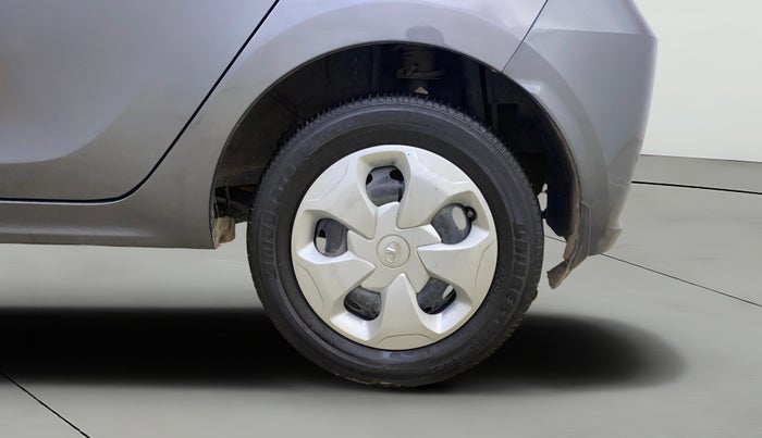 2022 Tata Tiago XT (O) PETROL, Petrol, Manual, 56,766 km, Left Rear Wheel