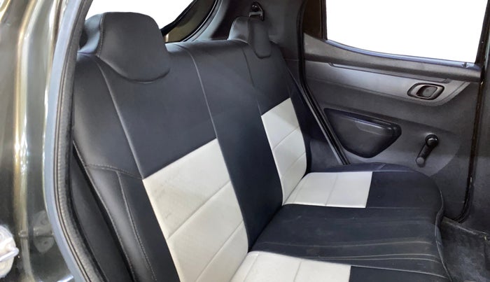 2015 Renault Kwid RXT 0.8, Petrol, Manual, 80,710 km, Right Side Rear Door Cabin