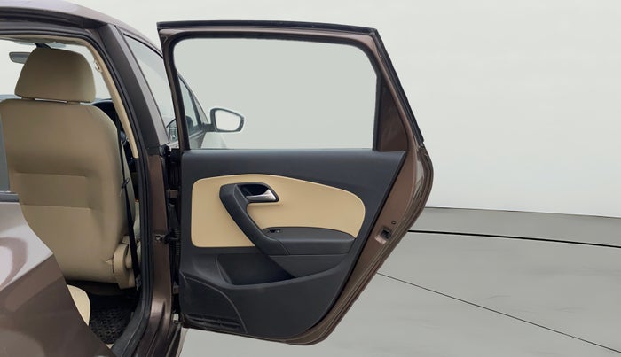 2016 Volkswagen Ameo HIGHLINE PLUS 1.5L AT 16 ALLOY, Diesel, Automatic, 1,32,884 km, RHS Rear Door