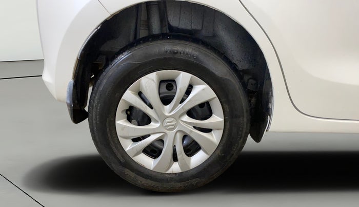 2023 Maruti Swift VXI, Petrol, Manual, 40,237 km, Right Rear Wheel