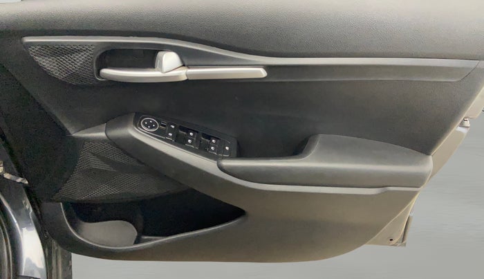 2019 KIA SELTOS HTK 1.5 PETROL, Petrol, Manual, 59,776 km, Driver Side Door Panels Control