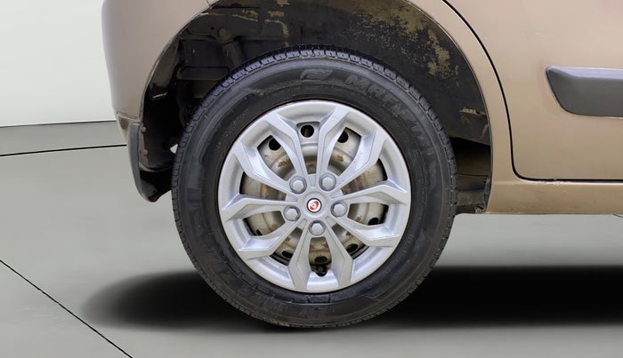 2015 Maruti Wagon R 1.0 LXI CNG, CNG, Manual, 1,10,768 km, Right Rear Wheel