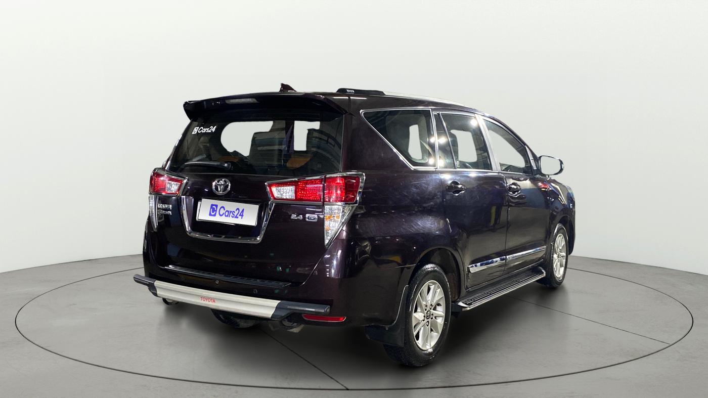 2018 Toyota Innova Crysta 2.4 GX 8 STR, Diesel, Manual, 28,379 km, Right Back Diagonal