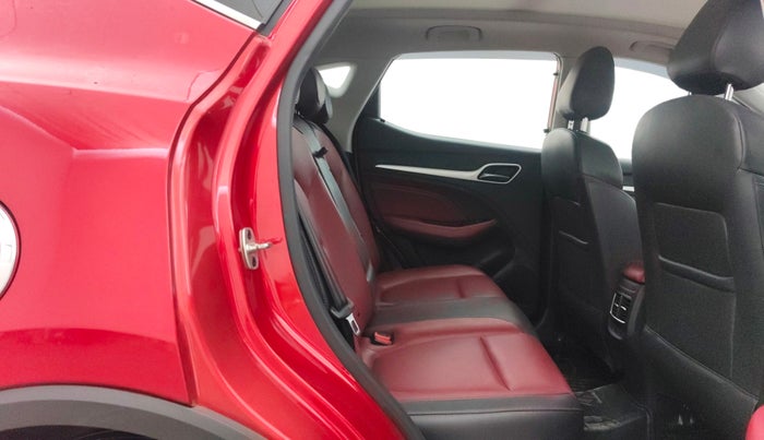 2022 MG ASTOR SAVVY 1.5 CVT S RED, Petrol, Automatic, 7,263 km, Right Side Rear Door Cabin