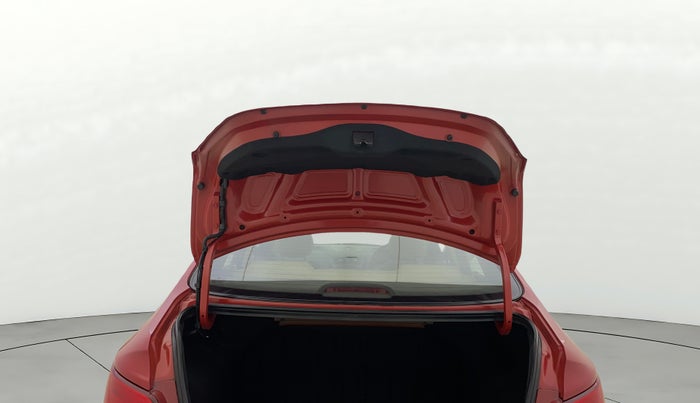 2017 Hyundai Verna 1.6 VTVT SX O, Petrol, Manual, 50,266 km, Boot Door Open