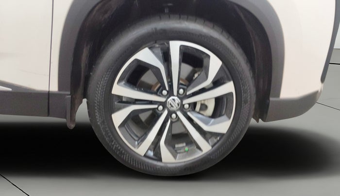 2023 MG HECTOR PLUS SAVVY PRO 1.5 TURBO CVT 7 STR, Petrol, Automatic, 44,800 km, Right Front Wheel