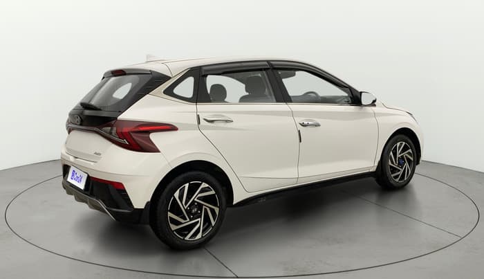 2024 Hyundai NEW I20 ASTA 1.2 MT, Petrol, Manual, 11,486 km, Right Back Diagonal