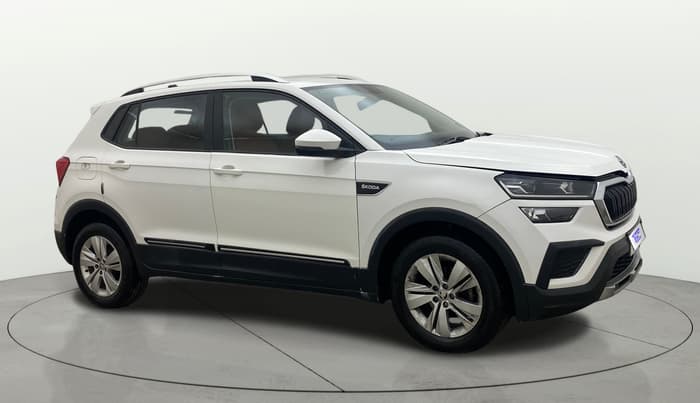 2022 Skoda KUSHAQ AMBITION 1.0L TSI MT, Petrol, Manual, 40,182 km, Right Front Diagonal